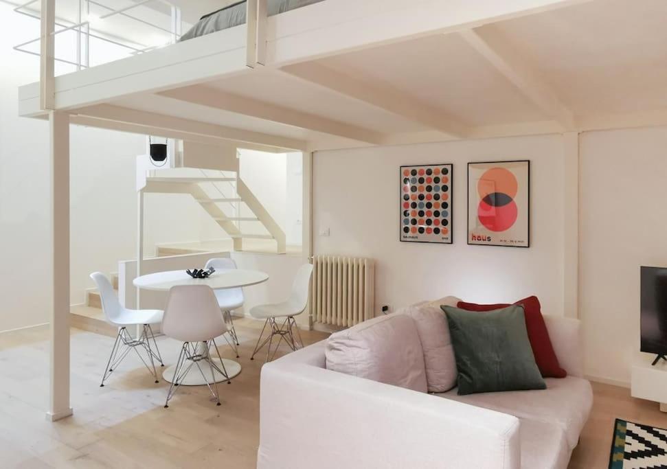 דירות מילאנו Navigli-Bocconi Spazio Luce Design מראה חיצוני תמונה